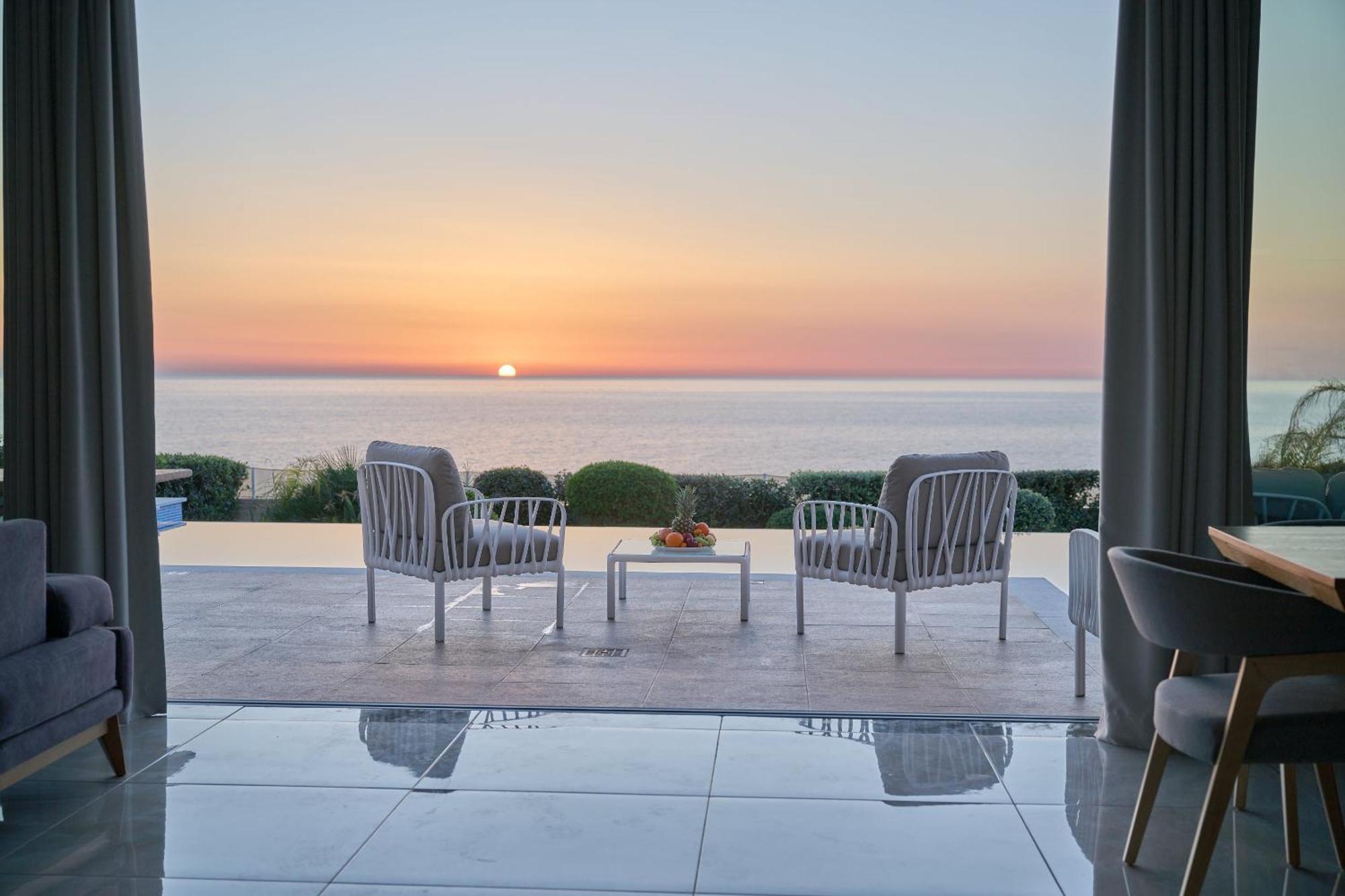 Olymp Luxury Villa D - Luxury Escape With Direct Beach Access And Unique Sunsets Pafos Zewnętrze zdjęcie